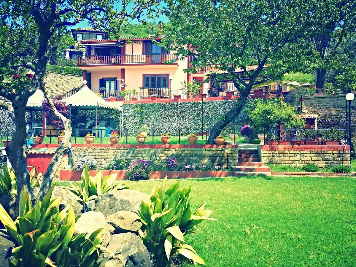 La Cupoletta Holiday House -Magnolia トレヴィニャーノ・ロマーノ エクステリア 写真